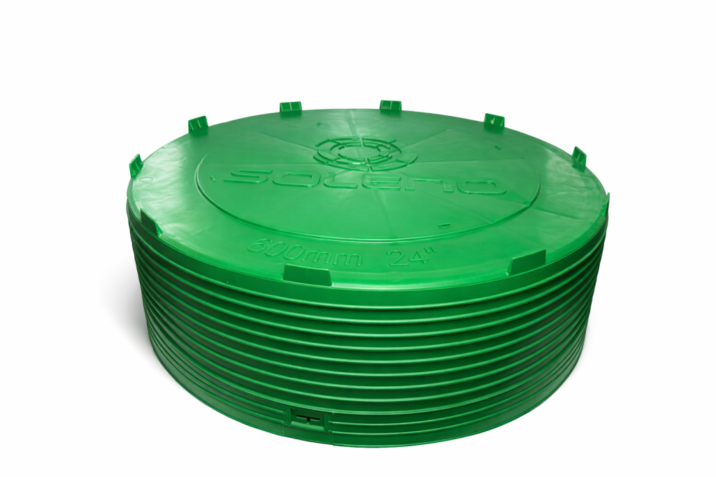 Bouchon extérieur Ponceau 24" PVC Soleno sur fond blanc