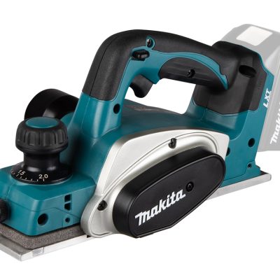 Makita DKP180Z rabot sans fil 18V LXT 82 mm sur fond blanc avec vue latérale ergonomique