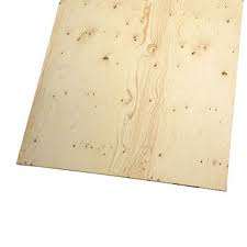 Contreplaqué Richply Épinette Standard DFP 1/2 po 4x8 sur fond neutre avec mise au point sur texture du bois