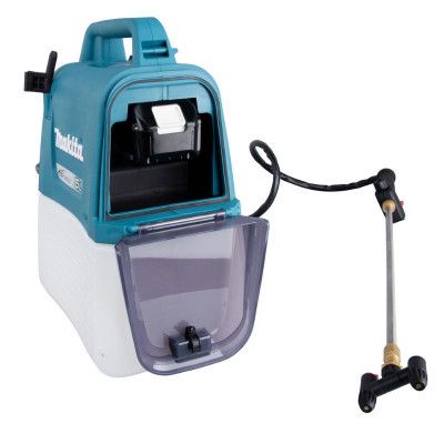 Pulvérisateur sans fil Makita DUS054Z 18 V LXT 5 L sur fond blanc avec lance télescopique