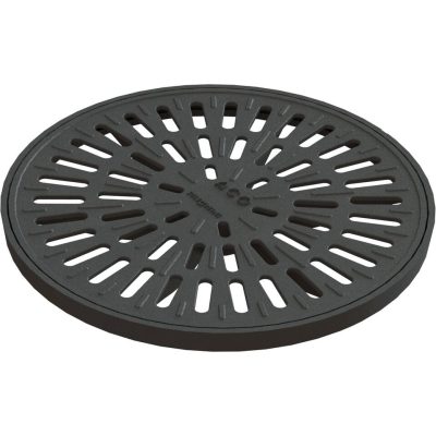 Ensemble cadre et grille en fonte ductile 18" 450 mm pour drainage eaux pluviales sur fond blanc
