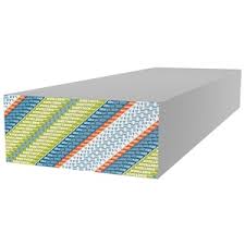 Panneau de gypse régulier 1/2 po 4 pi x 12 pi posé sur fond neutre vue d’angle