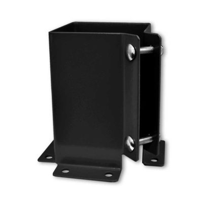 Support de poteau pour fixation latérale Pylex noir acier galvanisé sur fond blanc