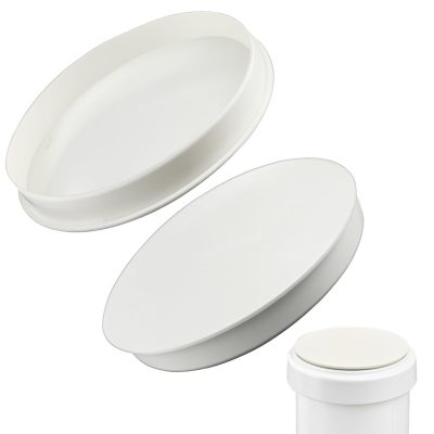 Bouchon intérieur drain 4" PVC pour tuyau d’évacuation sur fond blanc