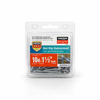 Clou galvanisé 10d 1.1/2" pour étrier de solive photographié sur fond neutre avec mise au point sur la tige