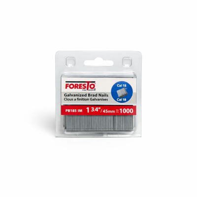 Clou à finition galvanisé calibre 18 1 3/4" photographié sur fond neutre avec mise au point sur la finesse du clou