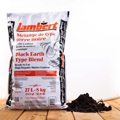 Melange de type terre noire 27 L photographie sur fond neutre avec mise au point sur le sac et la texture du melange