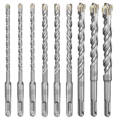 mèche à béton SDS 5/16 pouces x 6.25 pouces sur fond neutre, gros plan sur pointe carbure