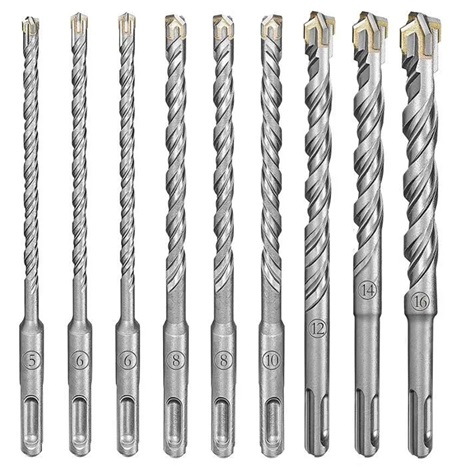 mèche à béton SDS 9/16 pouces x 12.25 pouces sur fond neutre, gros plan sur pointe carbure