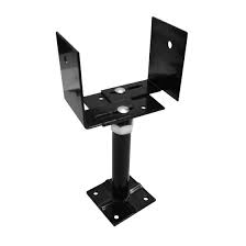 Support de patio ajustable 44 noir Pylex 4x4 en acier sur fond blanc