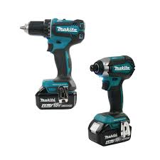 Kit Makita DLX2423Y01 perceuse et visseuse à choc 18 V sur fond neutre, vue des deux outils