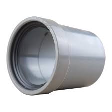 Manchon double cloche 6" en PVC pour raccordement tuyaux sur fond blanc